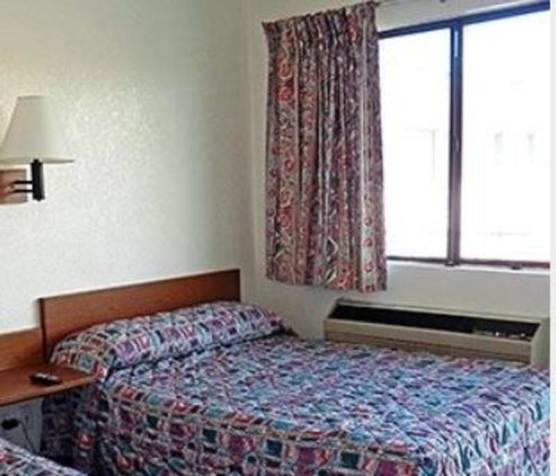 Rodeway Inn Fort Smith I-540 Dış mekan fotoğraf